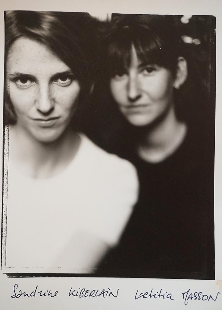Sandrine Kiberlain and Laetitia Masson, "En avoir ou pas" (c) Patrick Messina